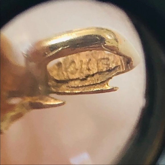 🍁Final Price! 14K Gold Dainty Unicorn Pendant - Picture 3 of 4